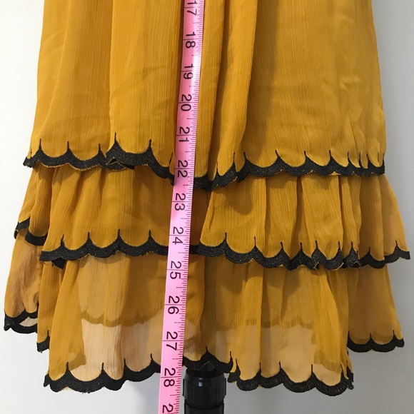 Flapper Style Gold H&M Dress w/ Black Trim Size: 4 - Picture 5 of 9